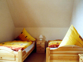 Schlaf-/ Kinderzimmer